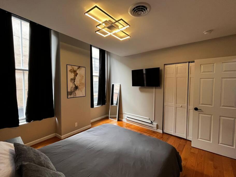 Downtown Albany 2 Bedroom + Workstation @ The Mark Kültér fotó